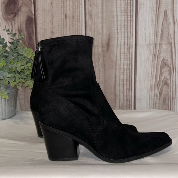 Naturalizer Ella Booties - Picture 5 of 10